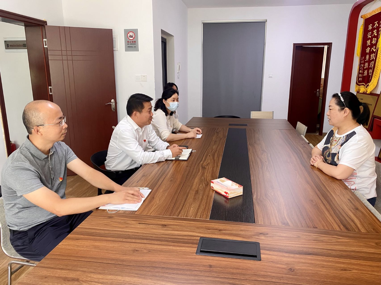 下基層察民情解民憂暖民心丨結(jié)對(duì)共建辦實(shí)事，社企聯(lián)動(dòng)解難題