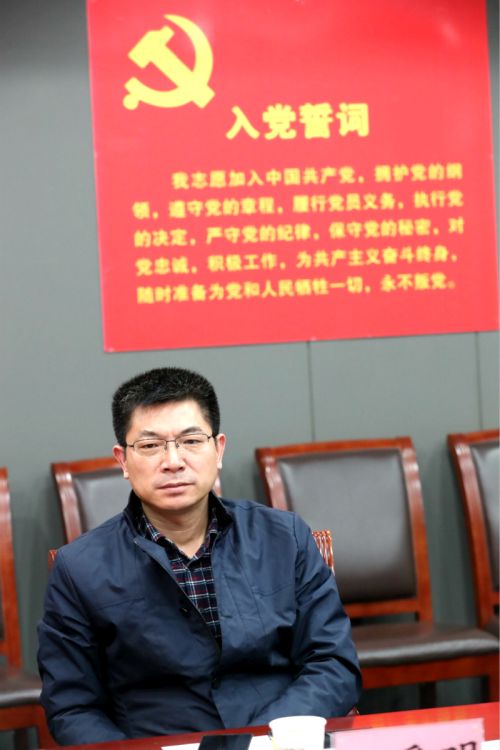 馮愛(ài)明參加指導(dǎo)公司領(lǐng)導(dǎo)班子民主生活會(huì)(圖3) 馮愛(ài)明參加指導(dǎo)公司領(lǐng)導(dǎo)班子民主生活會(huì)(圖3)