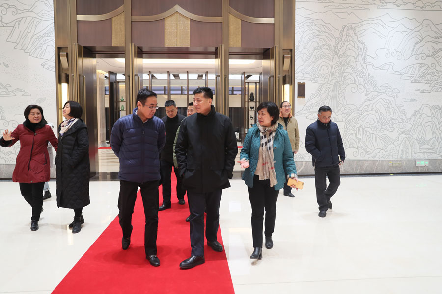 劉誓?？疾煳錆h體育中心 要求加強(qiáng)場館賽后利用(圖1)